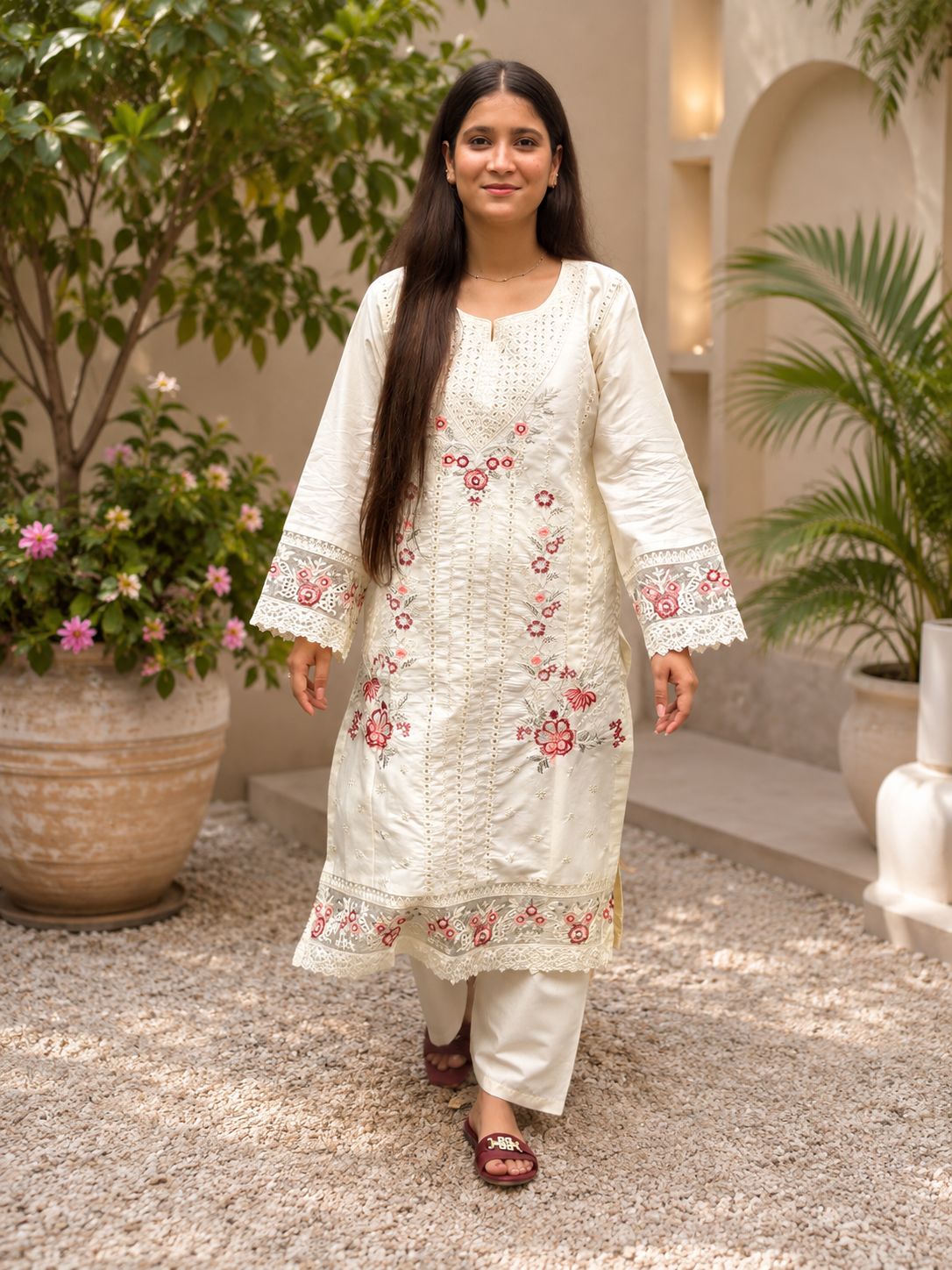 Ivory Bloom – Embroidered Lawn 2PC